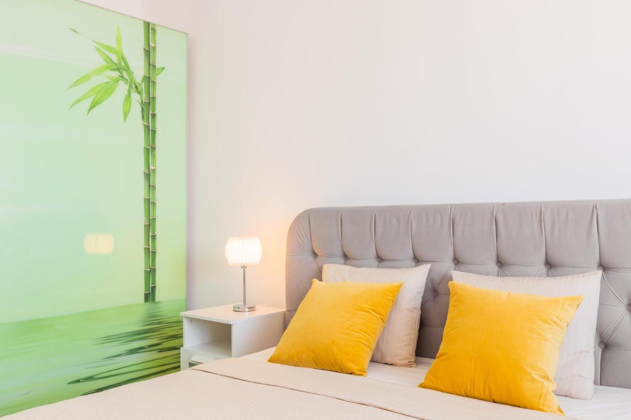 Lovely Apartment With City View ブカレスト エクステリア 写真
