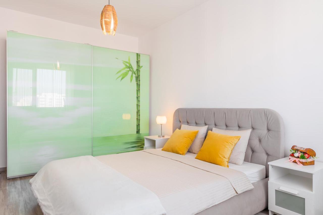 Lovely Apartment With City View ブカレスト エクステリア 写真